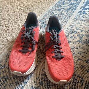 Saucony endorphin shift 3